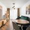 Sage Green Luxury Apartment - Varsó