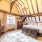 High Grosvenor House with Rose and Heath Cottages - Bridgnorth