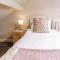 High Grosvenor House with Rose and Heath Cottages - Bridgnorth