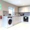 The Slipway Cabins with Hottub - Burscough