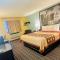 Super 8 by Wyndham Warrenton