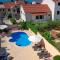 Hektorovic poolside apartments
