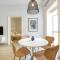 Designer 2BR home in the heart of Sliema with Wifi by 360 Estates - سليمة