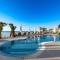 Perla Apartments First Line
