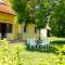 Holiday Home Golf Tee by Interhome