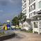 Kyu Residence lMÜSLIM HOMESTAYl at Bangi Gateway Service Apartment Wifi Netflix Air-Con in Every Room - Bandar Baru Bangi