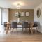 Bright & Spacious 3 BD in the Centre of Bourton! - 水上伯顿
