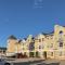 Coast Hinton Hotel