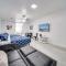 Ocean Drive Prime Apt w/2 QueenBeds & Washer/Dryer - Майами-Бич