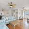 Galvez Oceanview Retreat Walk to Beach or Pleasure Pier - 加尔维斯敦