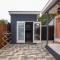 A relaxing retreat a few steps from the sun-soaked Dover Beach and the vibrant S