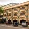 Crown Royale Hotel