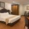 Crown Royale Hotel