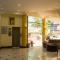 Crown Royale Hotel