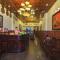 Lucky 3 Hotel & Travel