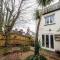 Charming Reigate Cottage Retreat - Redhill