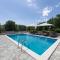 Nany-Villa with heated pool - Trolokve