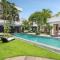 You think you know Canggu - Think again! Stunning LARGE LUXXE 7bed Villa