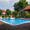 Green Meadow Villa