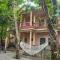 Wild Horizons Guest House - Sauraha
