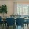 Home plus RV on beautiful Lake - Лутц