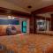Home plus RV on beautiful Lake - Лутц