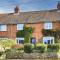 King Arthur's Rest - Sleeps 10 Hot Tub & Garden - Yeovil
