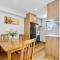 Ventura Serenity Townhouse with Parking and Patio - 奥克兰