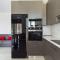 Modern Apart only Steps from Beach