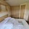 Cozy 2 Bedroom Static Caravan in Clarach Bay , Aberystwyth - Абериствіт