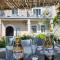 Garden Villa Guni