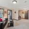 Jasmine Apartment - 3 Blocks from Lake Pepin
