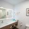 Glengarry Extended Stays