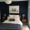 The Small House - Mid century gem in wine countys Healesville