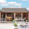 Large Country Cottage, Sleeps 8 - Spa Facilities, Garden Bar, Catering Services, Free Parking, Nature Reserve, Hen Parties