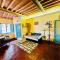 Turquoise Rose Apartment