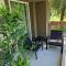 Airplane by Airport Residence - 奥托佩尼