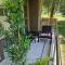 Airplane by Airport Residence - 奥托佩尼