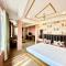 Yepplos King Size Suite Room with Mountain View