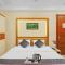 Super Townhouse Lucky Grand Palace