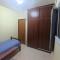 Quarto em Apto Compartilhado Bem Localizado AP 204 - 乌贝拉巴