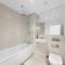 THE OAK - An Elegant 2 Bedroom House in Dartford - London Zone 8 - Дартфорд