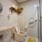 QHouse - 2 Storey House with 4 Bedrooms and 2 Bathrooms