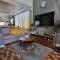 QHouse - 2 Storey House with 4 Bedrooms and 2 Bathrooms
