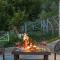 StayVista at Teer Bangla with WiFi, Heater, Bonfire - Šimla