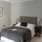 Beautiful farm house with dedicated sitting and media room for guest's use - Charwelton