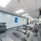 Cozy Chic HEART OF PITTSBURGH 7th Floor 24-7 Gym Lounge Roku