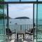 Naiharn On The Rock Resort Phuket - شاطئ نايهان