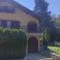 Lake House Ceric