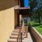 Lake House Ceric